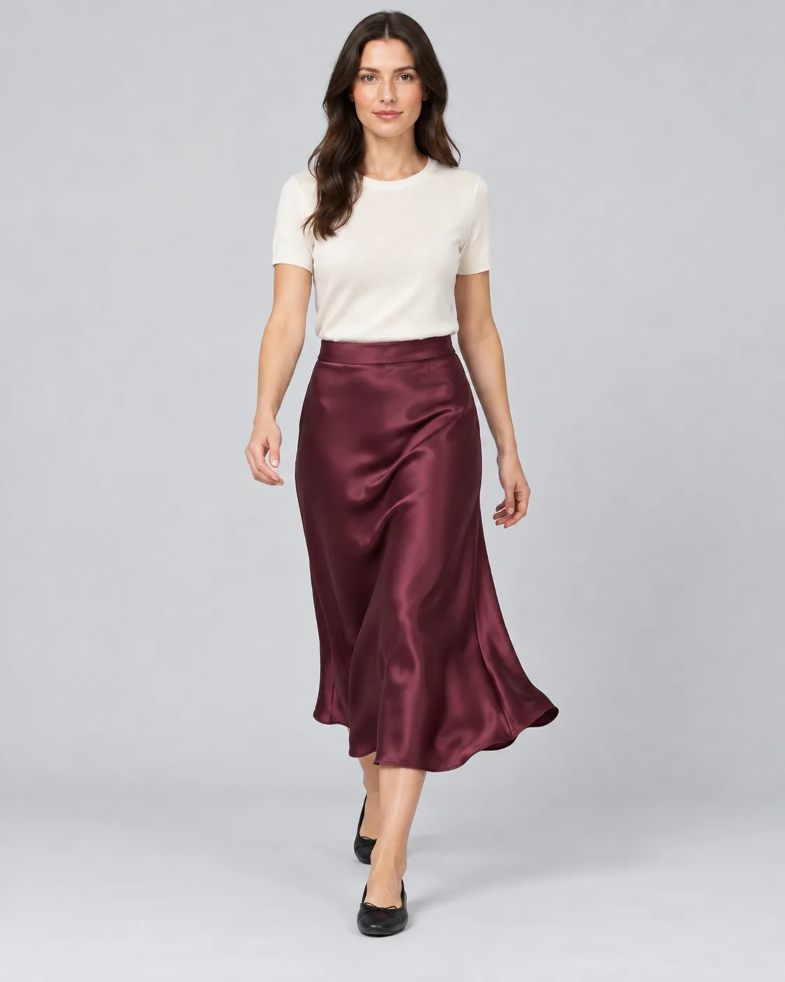 Falda midi de satin color vino